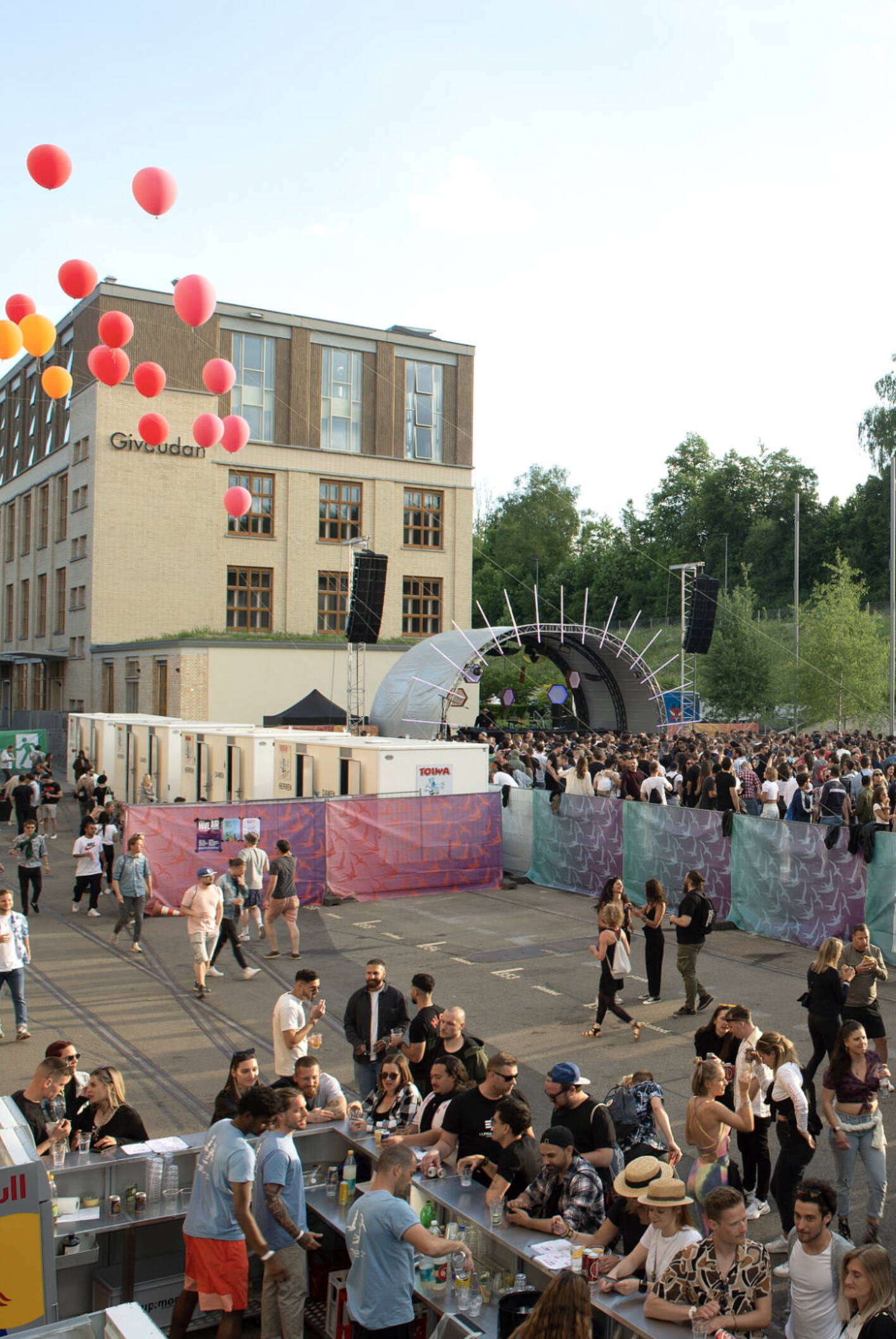 valley-eventfactory.ch-locations-100-openair_6.1.jpg valley-eventfactory.ch-locations-100-openair_6.1.jpg